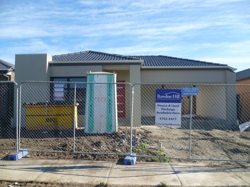 Lot 1406 Abrus Circuit, Cranbourne North VIC 3977