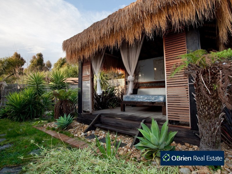 9 Minak Close, Narre Warren South VIC 3805