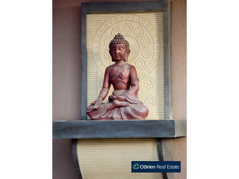 9 Minak Close, Narre Warren South VIC 3805