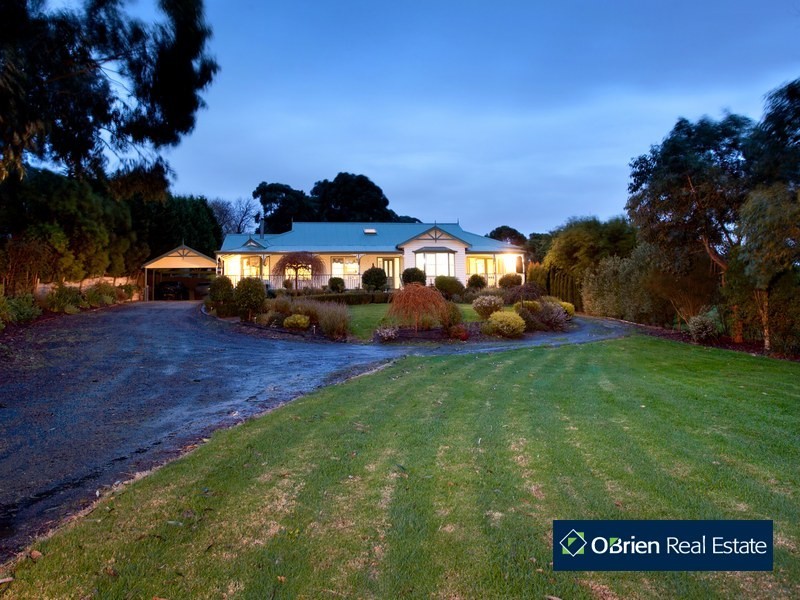 35 Bailey Road, Narre Warren North VIC 3804