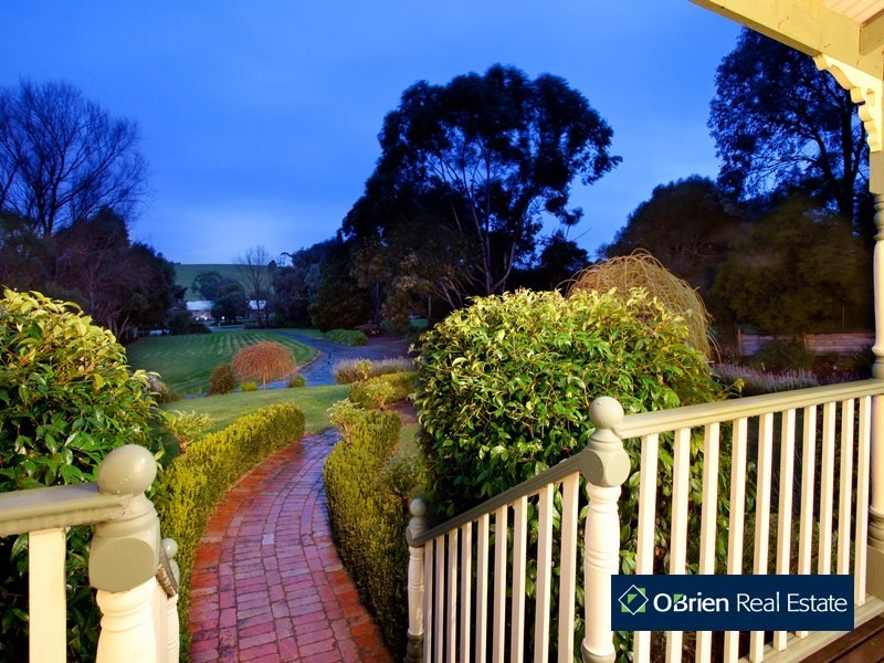 35 Bailey Road, Narre Warren North VIC 3804