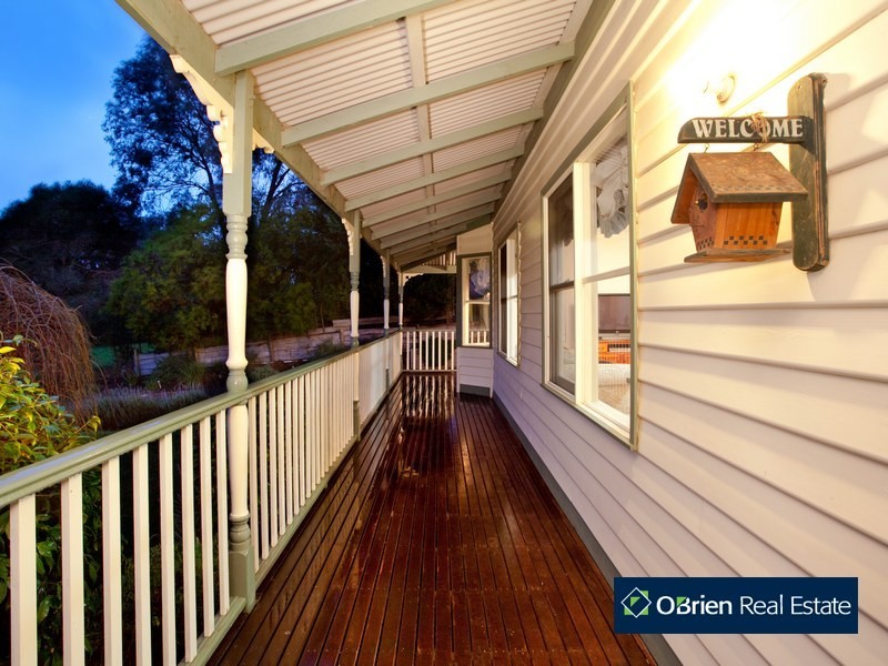 35 Bailey Road, Narre Warren North VIC 3804