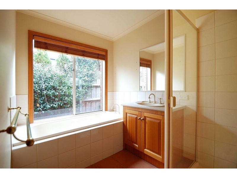 75 Streeton Way, Berwick VIC 3806