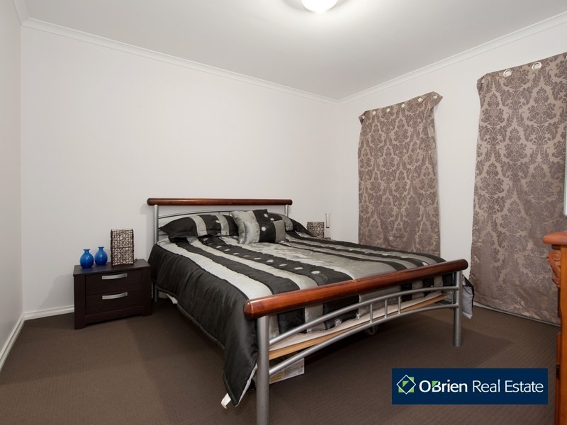 33 Tyrell Place, Berwick VIC 3806