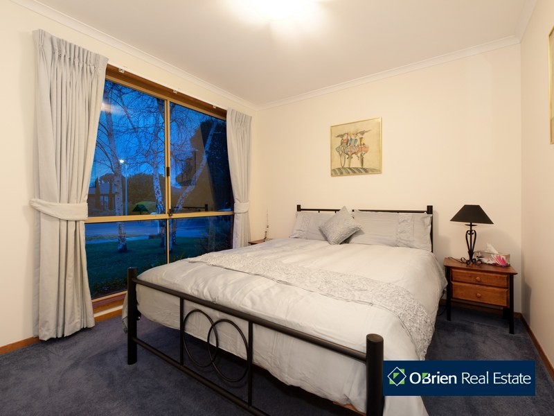 73 Cheviot Avenue, Berwick VIC 3806