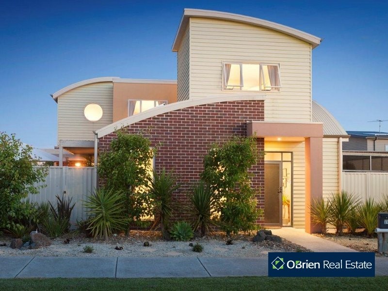 21 Flinders Chase, Pakenham VIC 3810