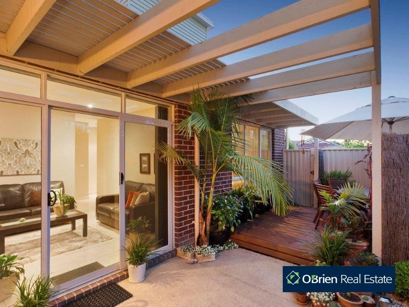 21 Flinders Chase, Pakenham VIC 3810