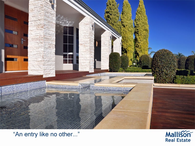 24 Cardinal Crescent, Leeming WA 6149