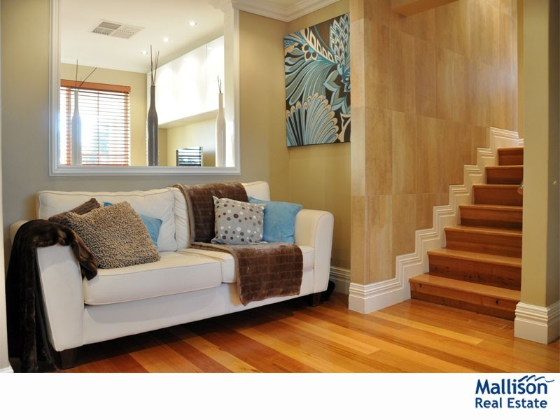 24 Cardinal Crescent, Leeming WA 6149