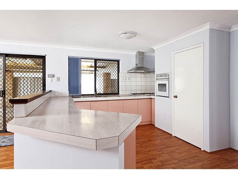 100 Forest Crescent, Thornlie WA 6108