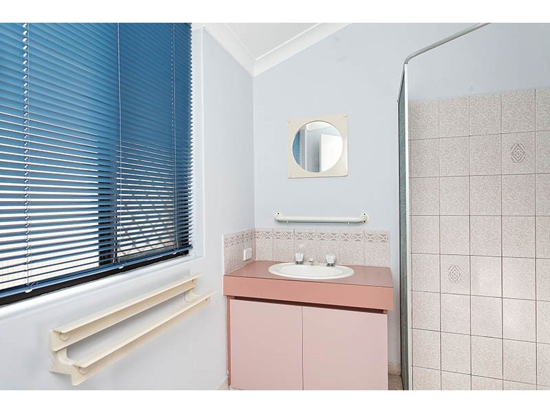 100 Forest Crescent, Thornlie WA 6108