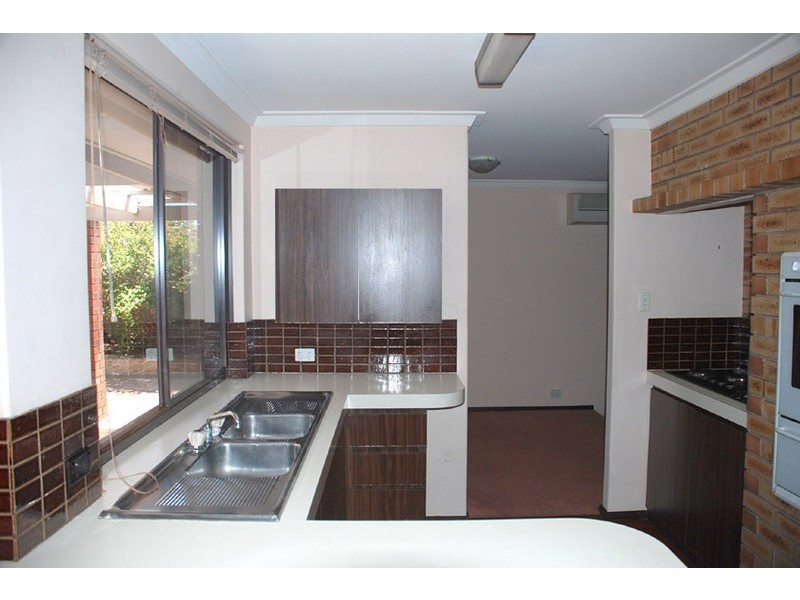 205 Riseley Street, Booragoon WA 6154