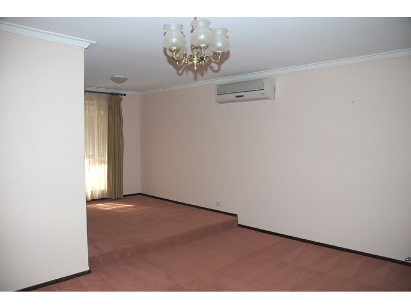 205 Riseley Street, Booragoon WA 6154