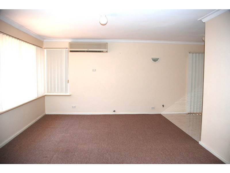 13B Hutchings Way, Kardinya WA 6163