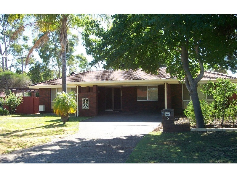 5 Spotted Gum Way, Willetton WA 6155