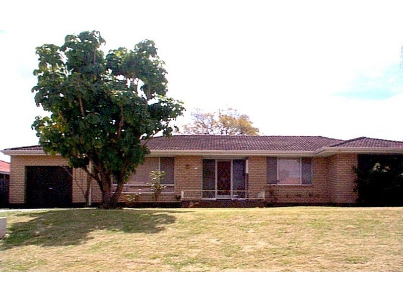 71 Reynolds Road, Forrestfield WA 6058