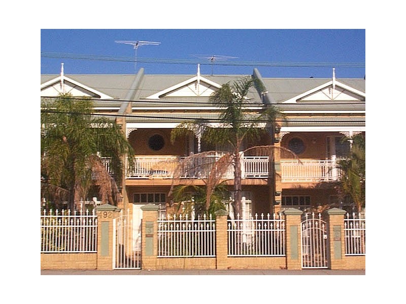 4/492 William Street, Highgate WA 6003