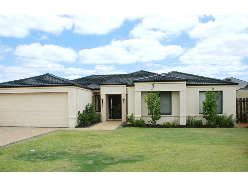 20 Bramdean Crescent, Canning Vale WA 6155