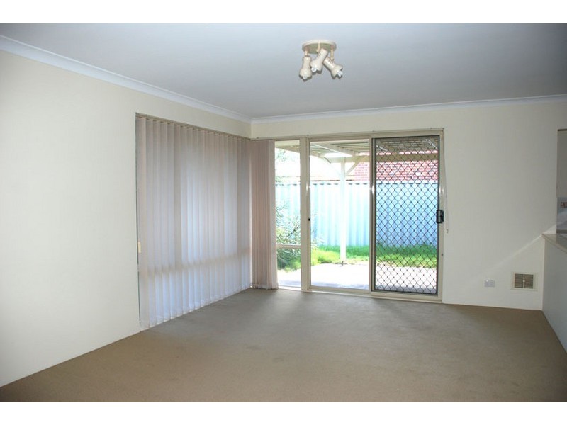 6 Invercauld Avenue, Bibra Lake WA 6163