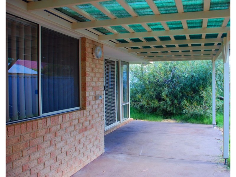 6 Invercauld Avenue, Bibra Lake WA 6163