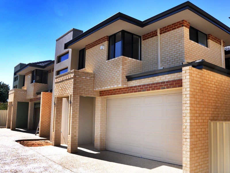 92 Parkin Street, Rockingham WA 6168