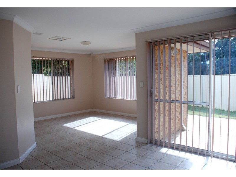 16a Vesta Crescent, Shelley WA 6148