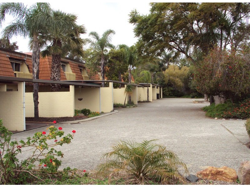 6/19 Freesia Way, Willetton WA 6155