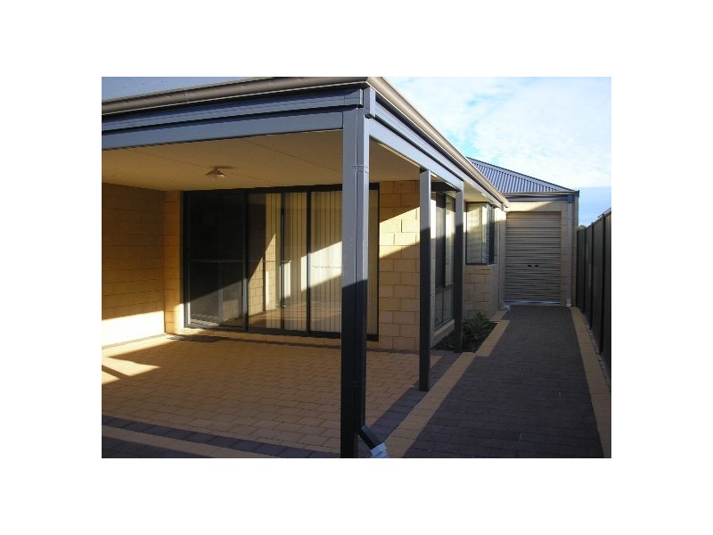 10 Songlark Court, Baldivis WA 6171
