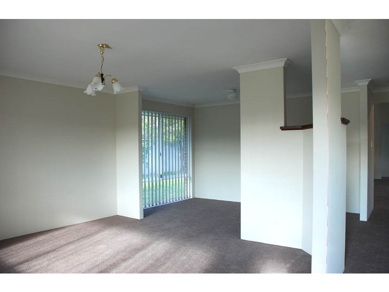 15 Ursuline Vista, Queens Park WA 6107
