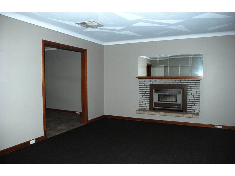 36 Tricourt Grove, Riverton WA 6148