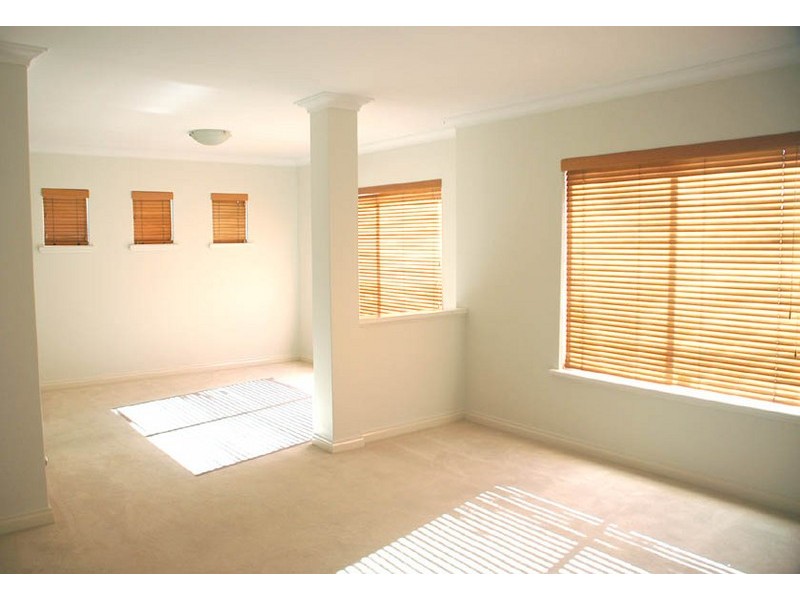 1 Jean Street, Hamilton Hill WA 6163