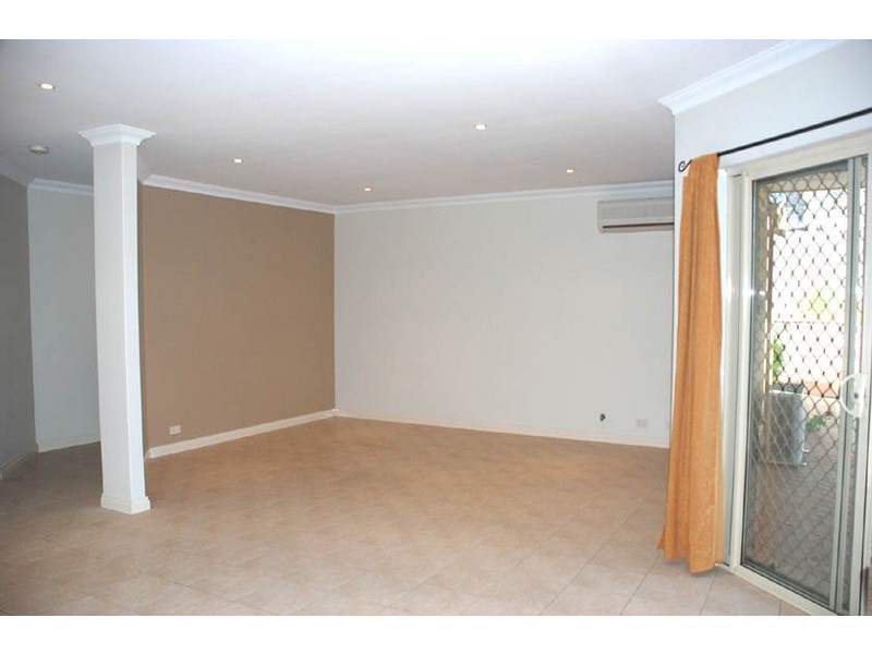 1 Jean Street, Hamilton Hill WA 6163