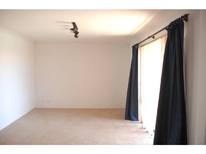 32 Garden Road, Spearwood WA 6163