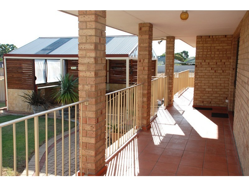 49 Stratton Street, Hamilton Hill WA 6163