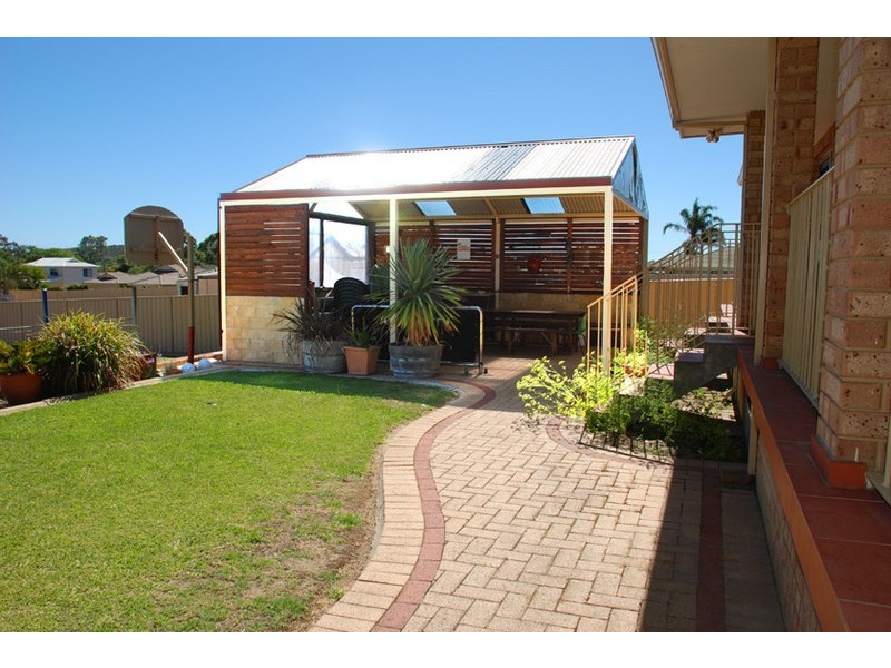 49 Stratton Street, Hamilton Hill WA 6163