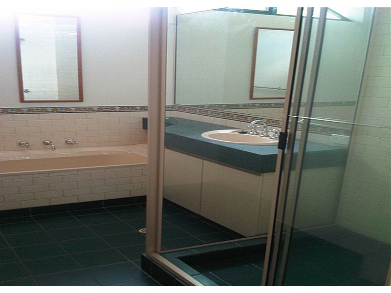 50b Leonard Street, Victoria Park WA 6100