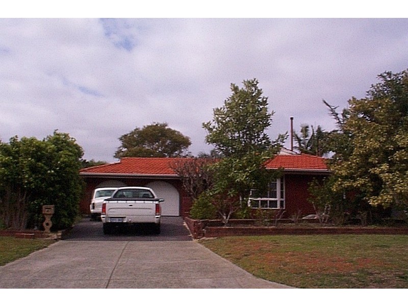 8 Vigors Avenue, Bull Creek WA 6149