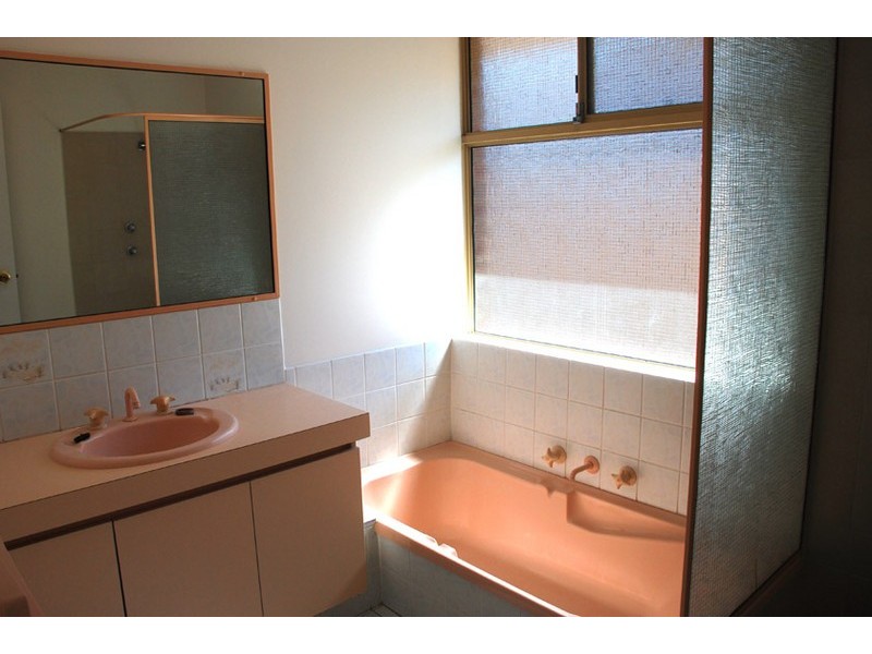 6 Kirk Road, Kardinya WA 6163