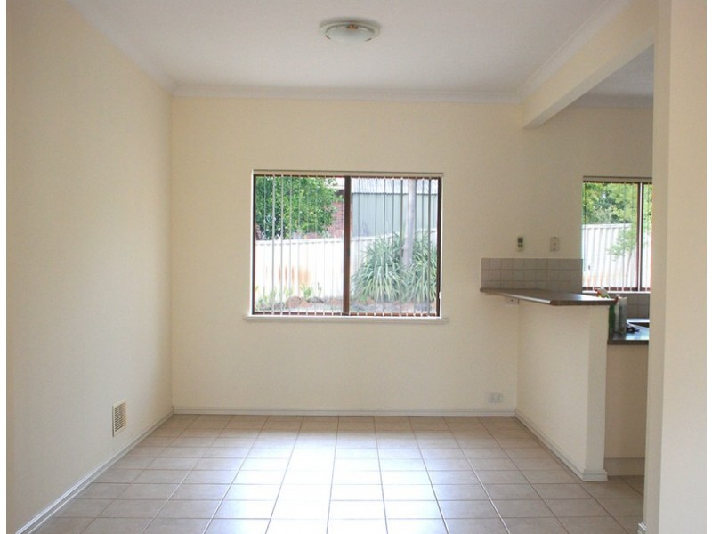 7 Rankin Way, Booragoon WA 6154