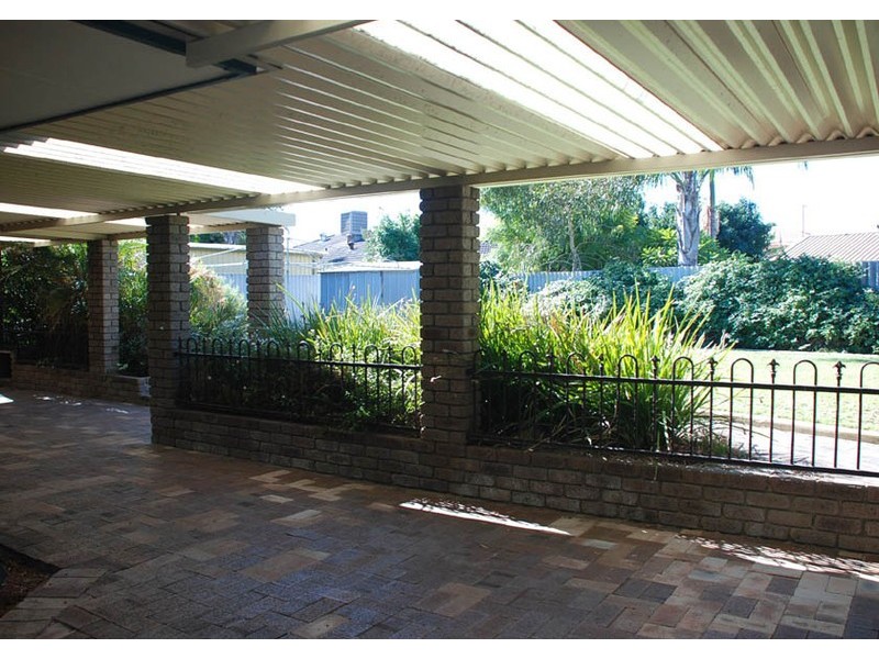 6  Arlington Drive, Willetton WA 6155