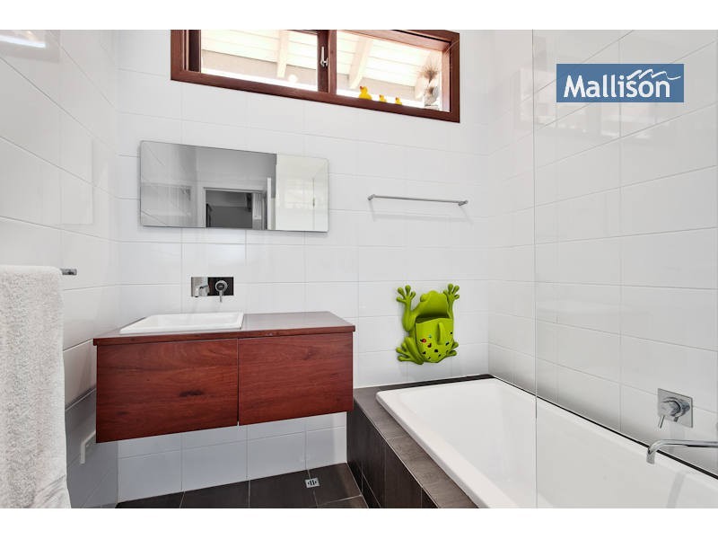 17a  Instone Street, Hilton WA 6163