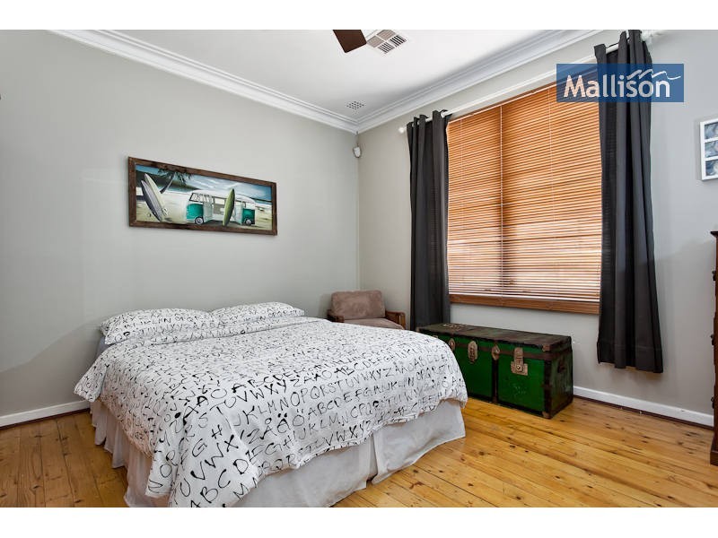 17a  Instone Street, Hilton WA 6163