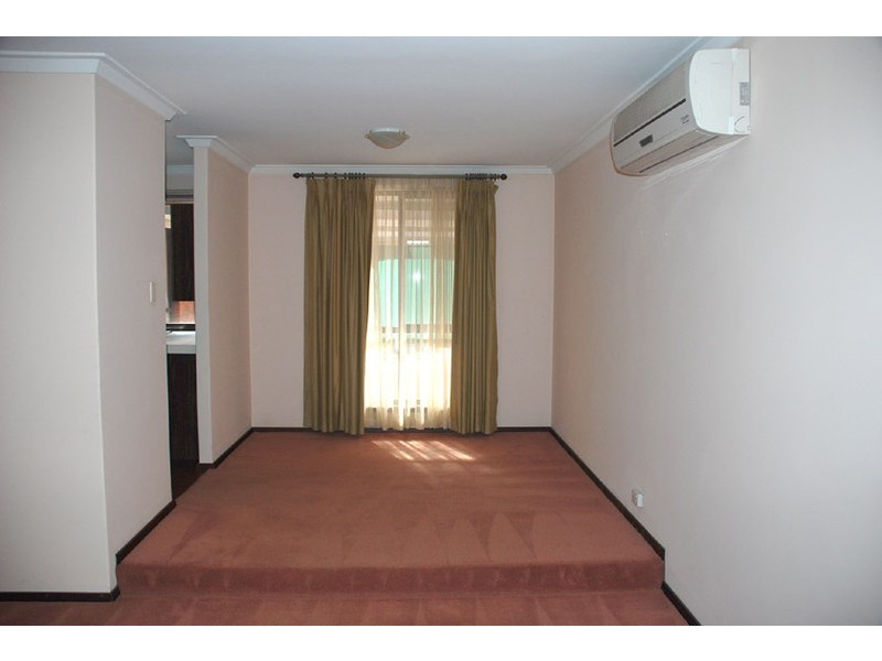 205 Riseley Street, Booragoon WA 6154