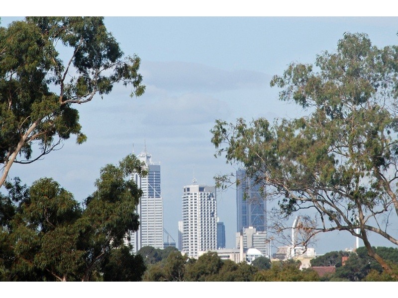 27 Alumni Terrace, Churchlands WA 6018