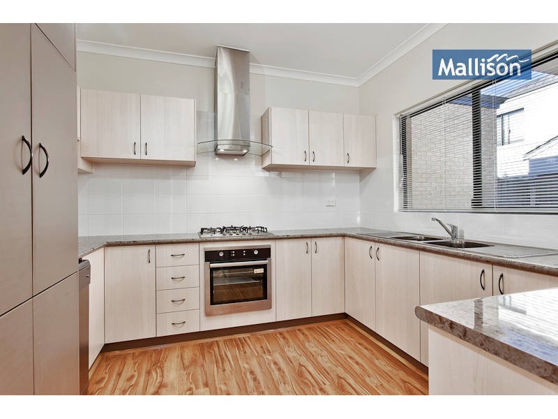 2/92  Parkin Street, Rockingham WA 6168