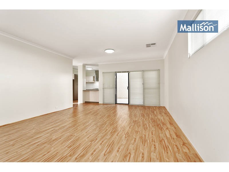 2/92  Parkin Street, Rockingham WA 6168
