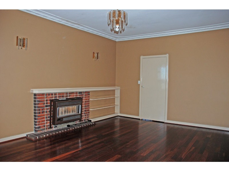 3 Williams Court, Melville WA 6156