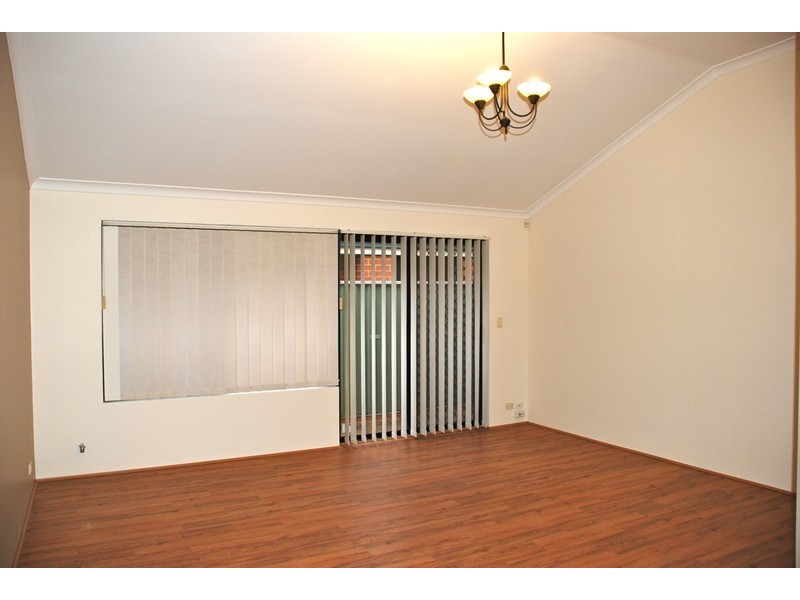 8 Veneta Circuit, Atwell WA 6164
