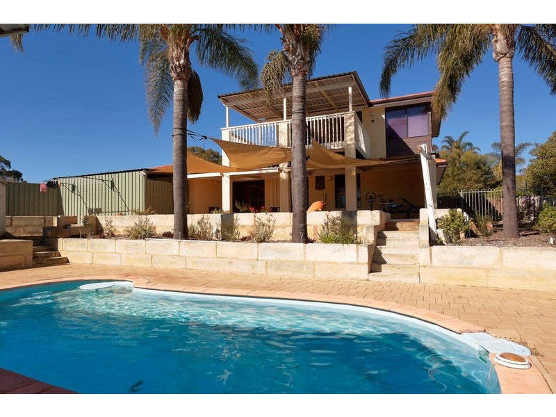 17 Clamp Court, Bibra Lake WA 6163