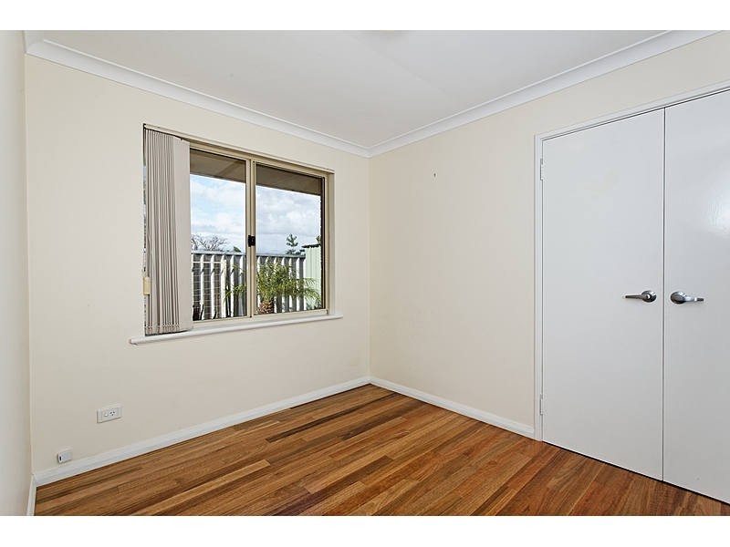 9/104 Forrest Road, Hamilton Hill WA 6163